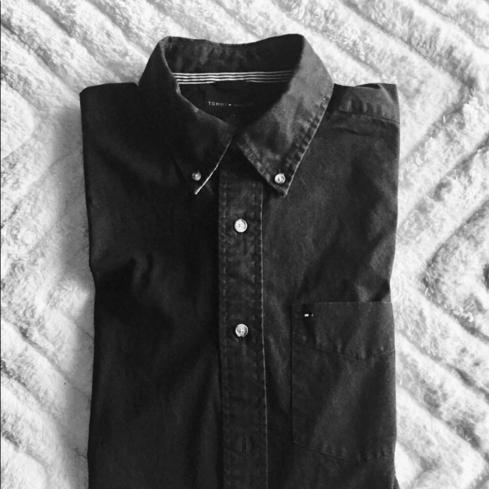 EUC TOMMY shirt S